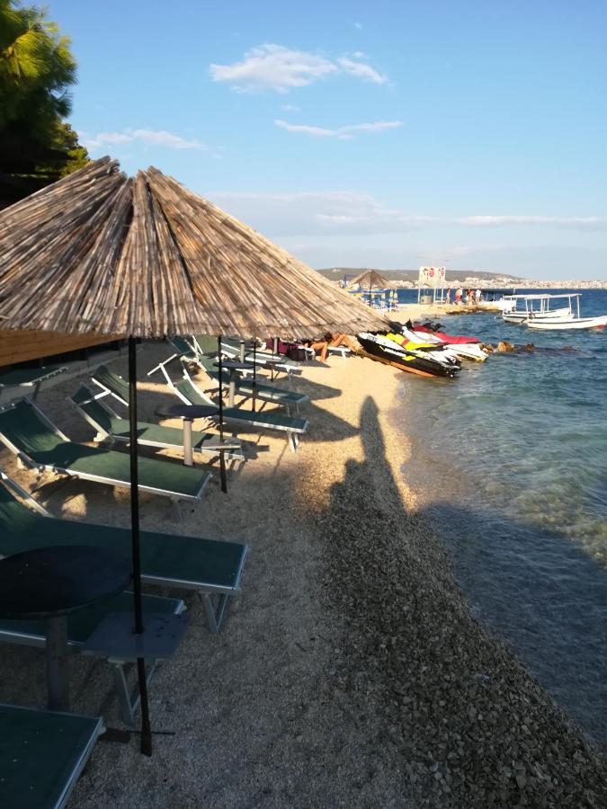 Apartament Domenico - 50 M From The Sea Donji Seget Zewnętrze zdjęcie