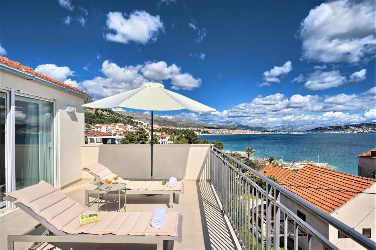 Apartament Domenico - 50 M From The Sea Donji Seget Zewnętrze zdjęcie