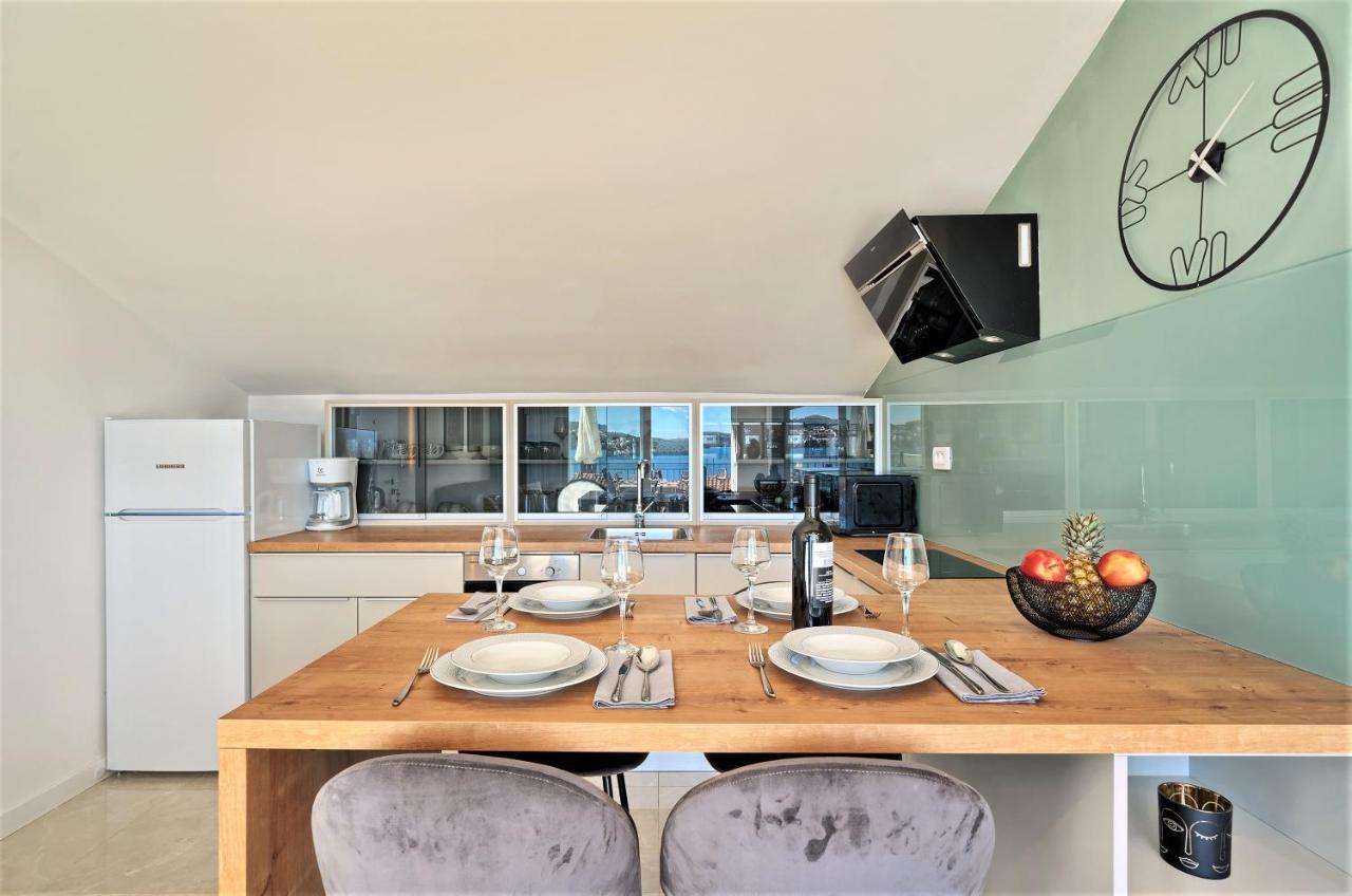 Apartament Domenico - 50 M From The Sea Donji Seget Zewnętrze zdjęcie