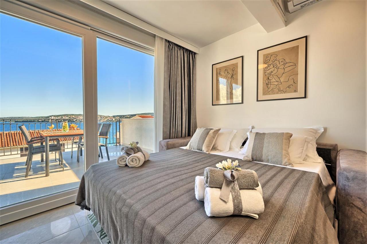 Apartament Domenico - 50 M From The Sea Donji Seget Zewnętrze zdjęcie