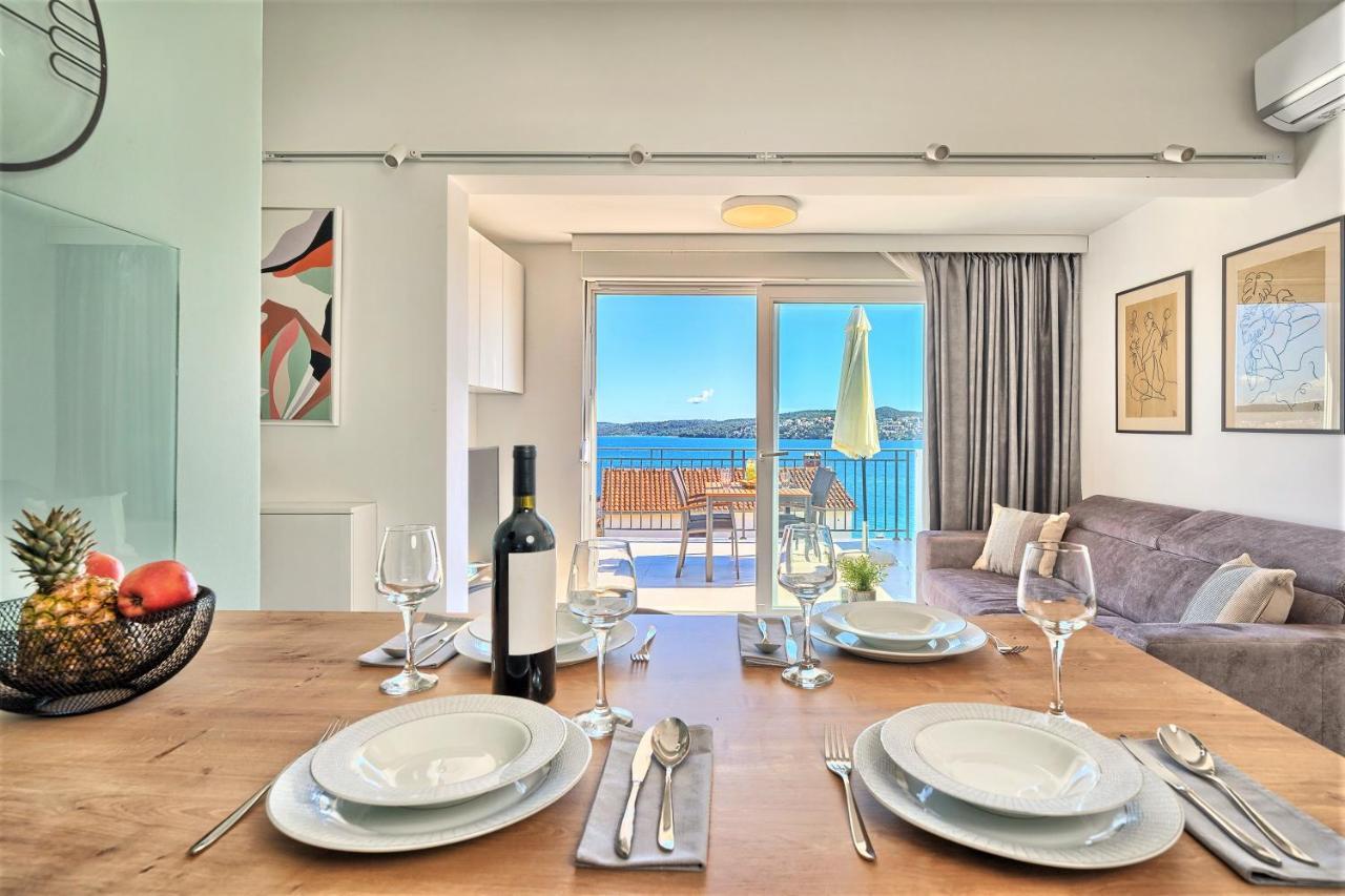 Apartament Domenico - 50 M From The Sea Donji Seget Zewnętrze zdjęcie