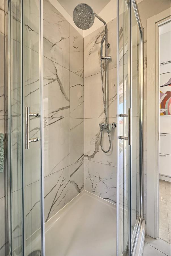 Apartament Domenico - 50 M From The Sea Donji Seget Zewnętrze zdjęcie