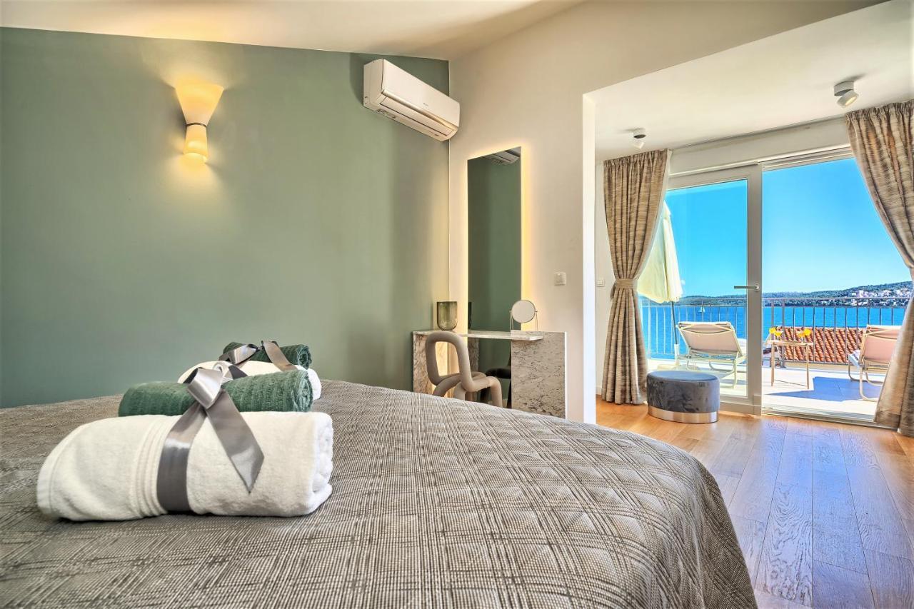Apartament Domenico - 50 M From The Sea Donji Seget Zewnętrze zdjęcie