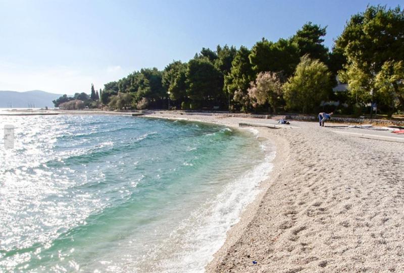 Apartament Domenico - 50 M From The Sea Donji Seget Zewnętrze zdjęcie